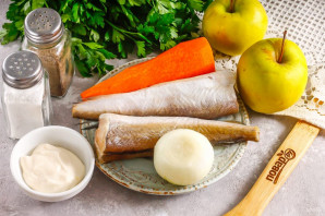 Шашлык из рыбы с яблоками