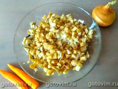 Макрурус, запеченный в духовке с грибами в сливках