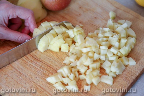 Постный тертый пирог с яблоками