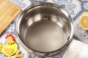 Глазурь для кулича нелипкая