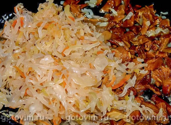 Солянка грибная на сковороде Солянка грибная на сковороде