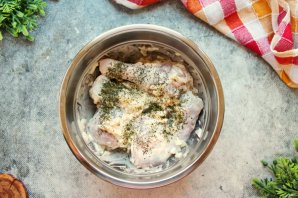Куриные голени с картофелем