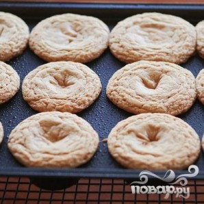 Кексы с шоколадной начинкой и кремом Кексы с шоколадной начинкой и кремом