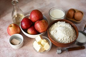 Пирожки с яблоками в духовке