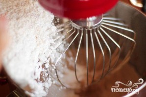 Кексы с шоколадной начинкой и кремом Кексы с шоколадной начинкой и кремом