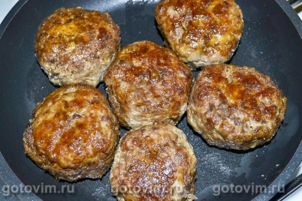 Мясные котлеты с творогом