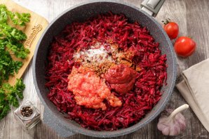 Борщ классический с говядиной Борщ классический с говядиной